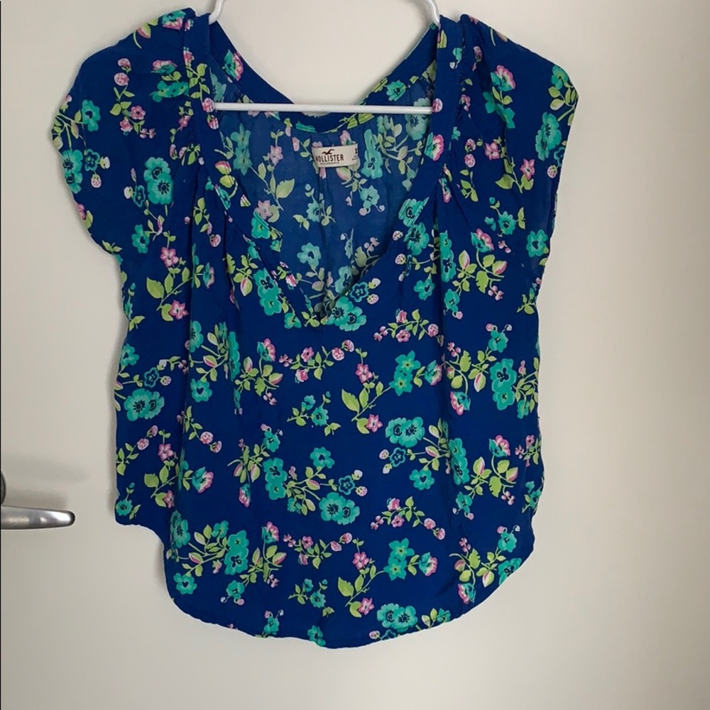 Hollister T-Shirt